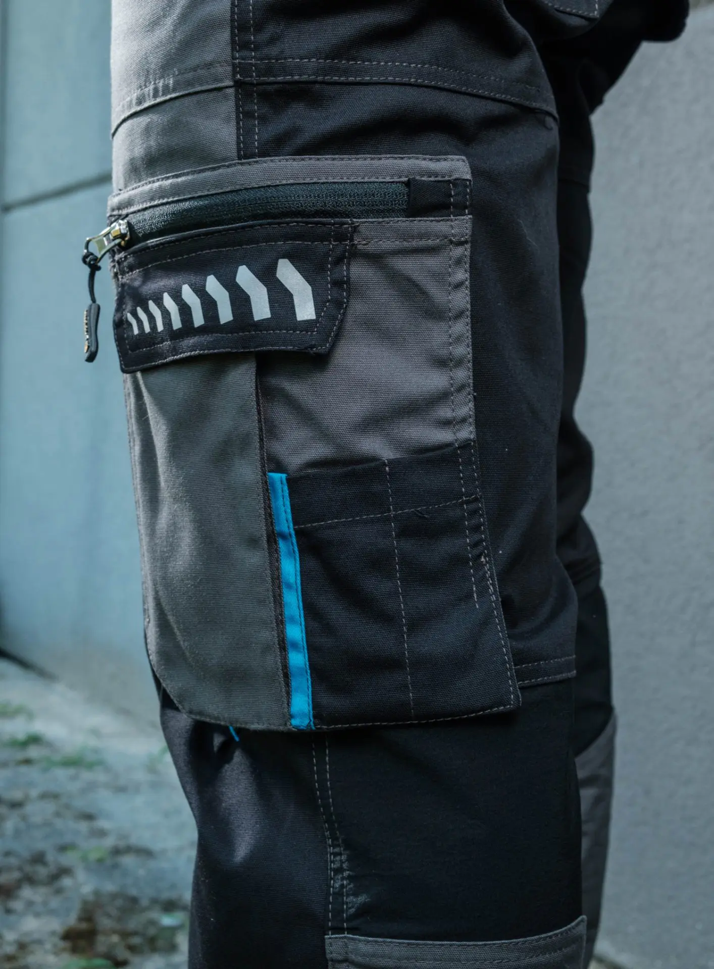 Delovne hlače z oprsnikom BERGEN FLEX